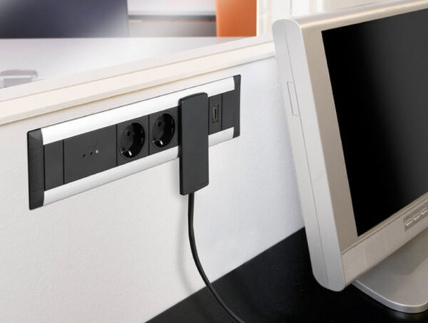 EVOline FrameDock SMALL / black anodised / 3x power socket-3327